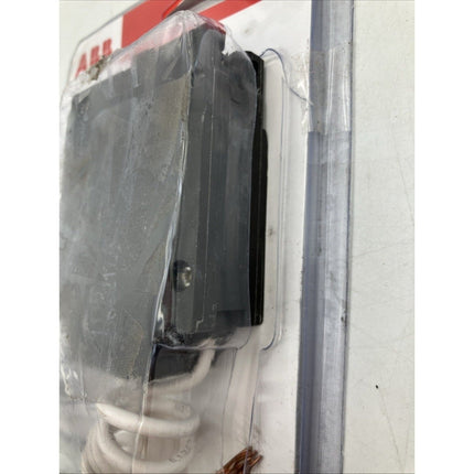 ABB 15 Amp Single - Pole Dual Function Arc Fault/GFCI Breaker (THQL1115DFA) *207 - Long Island Liquidation