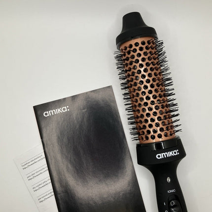 Amika Blowout Babe Thermal Ionic Brush, 2" black - Long Island Liquidation