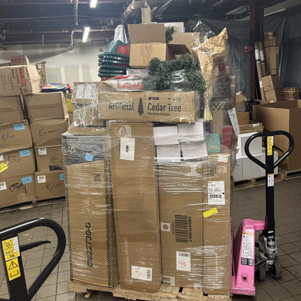 Christmas Pallet XM201 - Long Island Liquidation