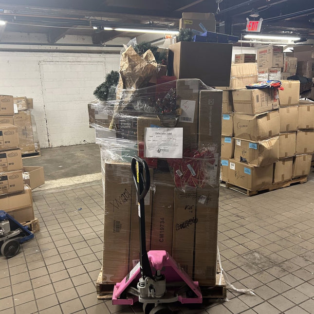Christmas Pallet XM201 - Long Island Liquidation