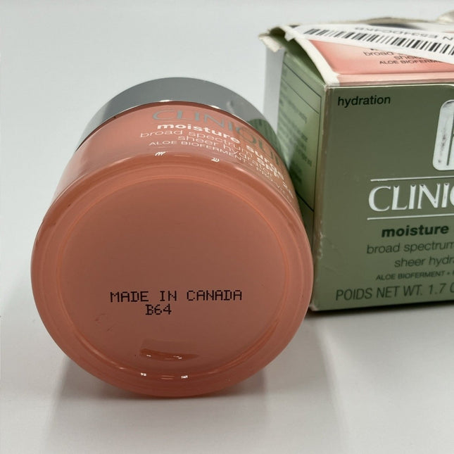 Clinique Moisture Surge SPF 28 Sheer Hydration Full Size 1.7 oz/50ml - Long Island Liquidation