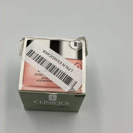 Clinique Moisture Surge SPF 28 Sheer Hydration Full Size 1.7 oz/50ml - Long Island Liquidation