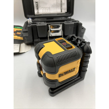 *DeWalt DW08802 36ft Range Self - leveling Cross Line Laser Level - Long Island Liquidation