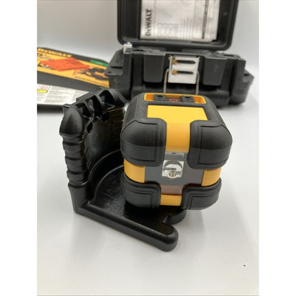 *DeWalt DW08802 36ft Range Self - leveling Cross Line Laser Level - Long Island Liquidation