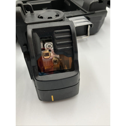 DeWalt DW088CG Cross Line Laser Level Green Beam Self - Leveling Tool with Mount - Long Island Liquidation