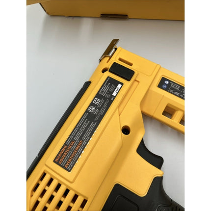 DeWALT DWHT75021 Heavy Duty Electric 5 in 1 Multi - Tracker Stapler/Nailer Gun - Long Island Liquidation