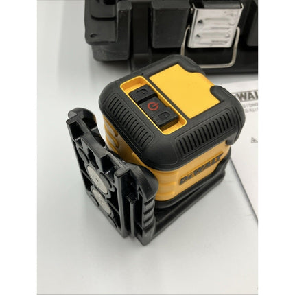 DEWALT Red Self - Leveling Cross Line Laser Level DW08802 Open Box - Long Island Liquidation