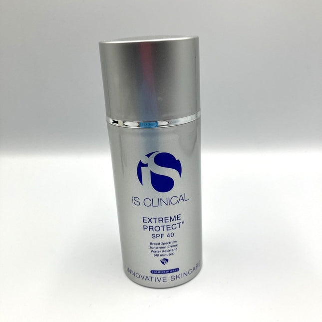 iS CLINICAL Extreme Protect SPF 40 – 100 g – Translucent - Long Island Liquidation