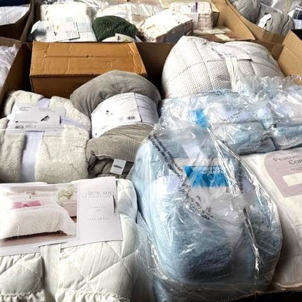 PREMIUM BEDDINGS TRUCKLOAD MIDWEST - Long Island Liquidation