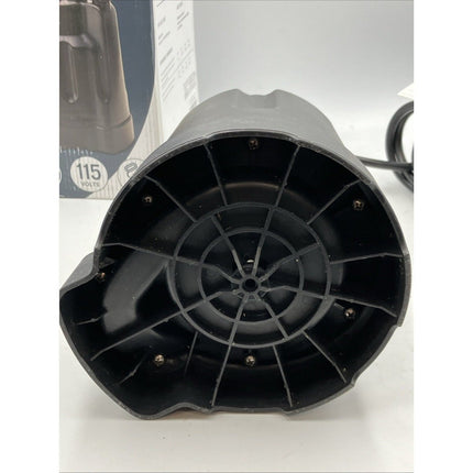 Utilitech 25 GPM 1/6 HP 115V Submersible Utility Pump Thermoplastic 0955646 - Long Island Liquidation