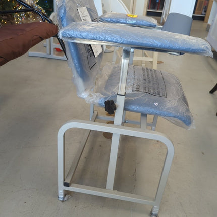 Viva Comfort Adjustable Bariatric Phlebotomy Blood Drawing Chair - Long Island Liquidation